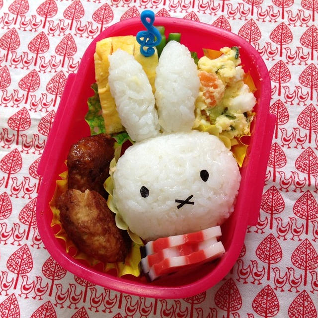今日の【顔デカミッフィー弁当♪】と昨日の一騒動<(;￣ ･￣)=3