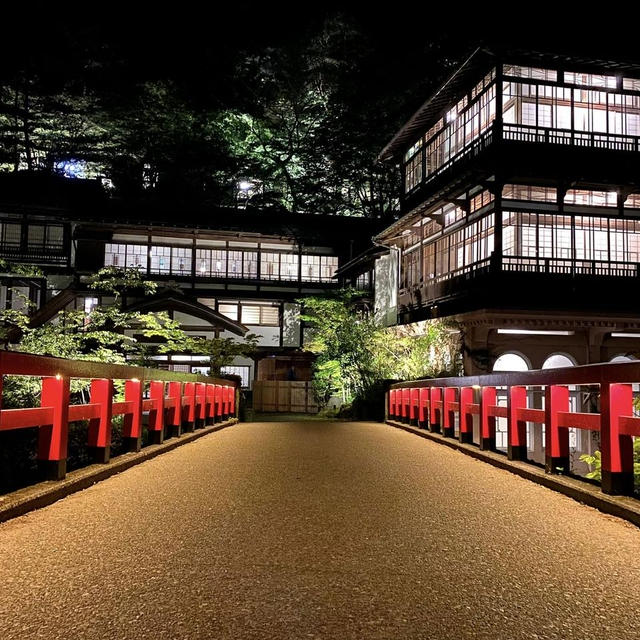 日本滞在記（６）千と千尋に会えそうな四万温泉「積善館」