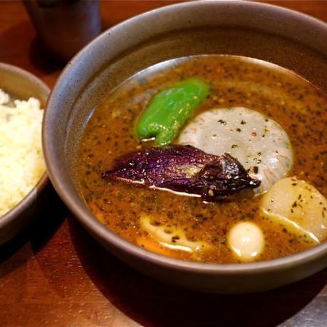 札幌　PICANTE（ピカンティ）のスープカレー。