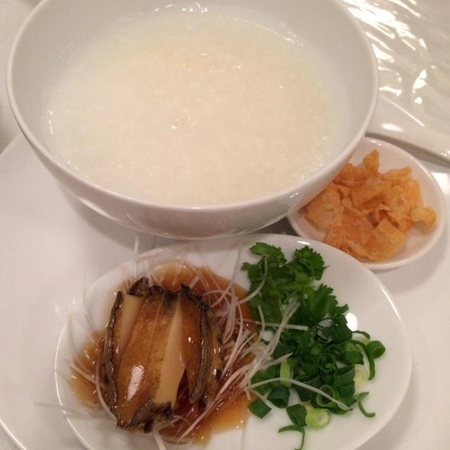 「楽園酒家」