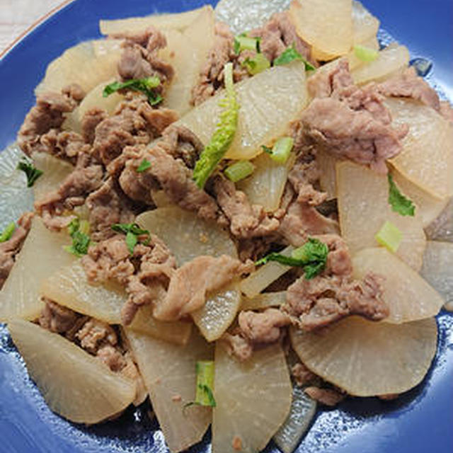 レシピブログくらしのアンテナ、大根と豚こま肉の炒め煮掲載のお知らせです
