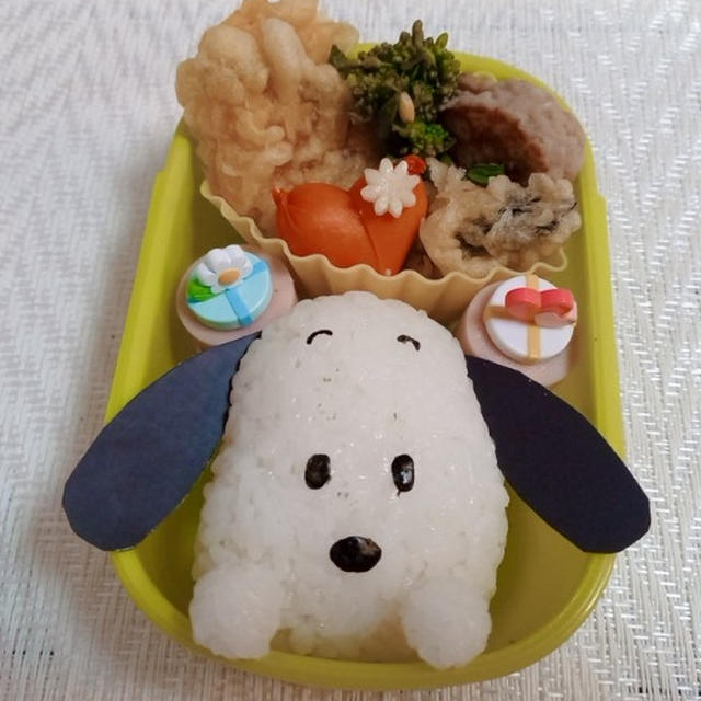 スヌーピーおにぎり弁当〖キャラ弁〗   #平日お昼ご飯はお弁当or外食