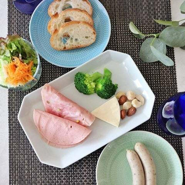 最大５０％オフも♪麻布老舗の味を贈る「日進ハム 食べ比べセット」