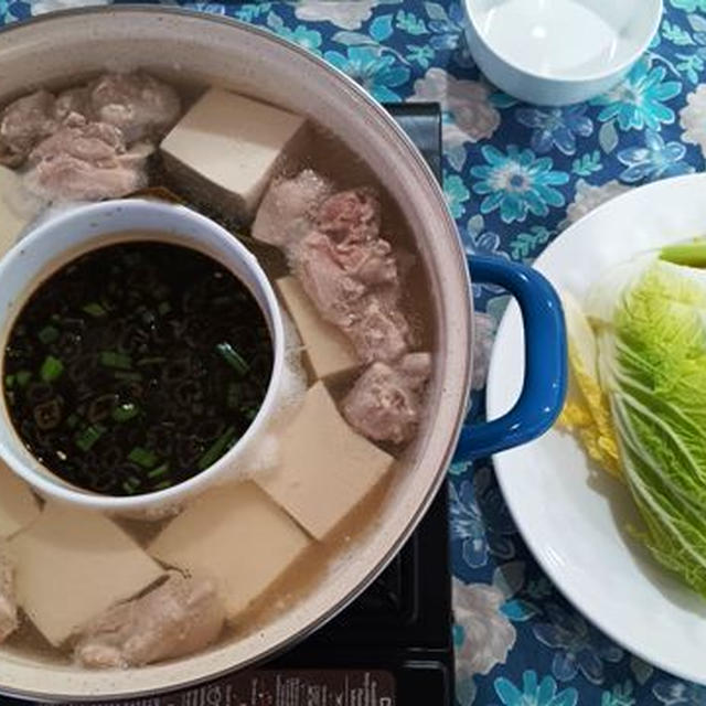 うだうだとベッドの中で過ごせた１日 ～ 鶏もも肉の湯豆腐