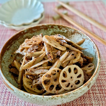 【レンコンとごぼうの牛肉のしぐれ煮】夕食のおかずに、お弁当のおかずに最適。