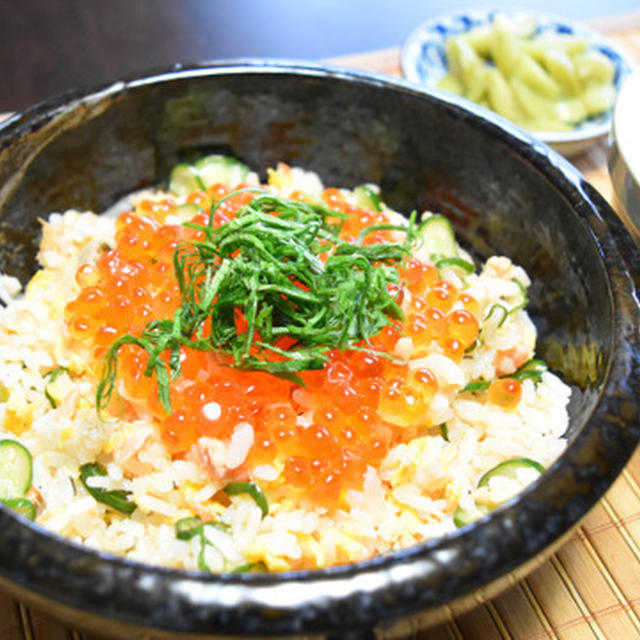 鮭と卵ときゅうりのまぜ寿司。「きのう何食べた？」の再現＆アレンジレシピ。