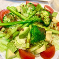 【超】グリーンサラダは4種の緑野菜で夏感あふれる！