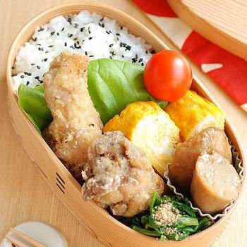 フライドチキン弁当【主婦業とは】