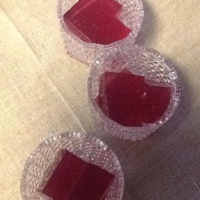 夏休みのおやつ、ぶどうジュース寒天