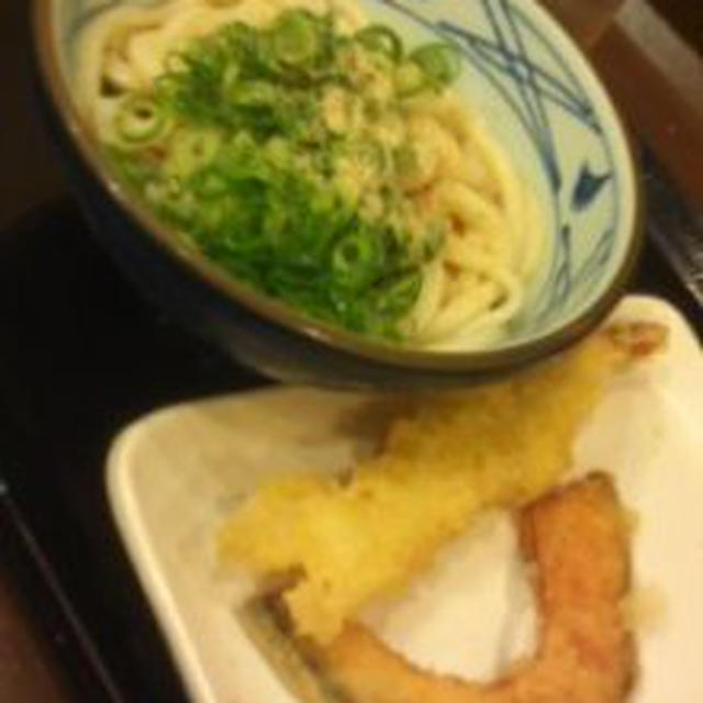 渋谷 道玄坂の 丸亀製麺 天丼も好きに作れるのね♪