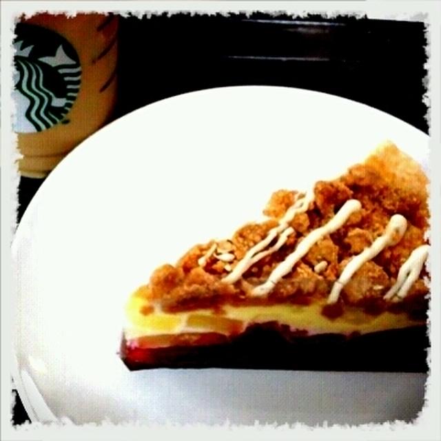 スタバのアップルクランブルパイ