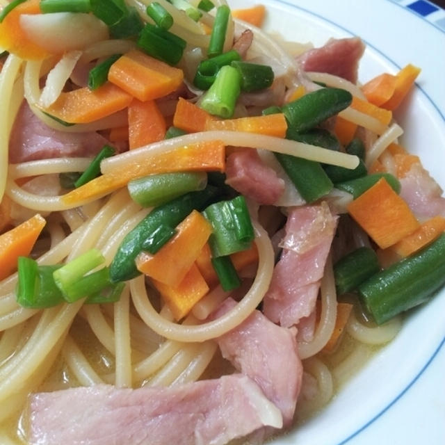 お昼☆残っているお野菜パスタ
