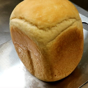 ふんわりしっとり食パン「パン・ド・ミ」