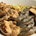 鶏手羽元とこんにゃくの煮物♪