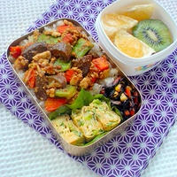 ドレッシングで炒めて！豆腐ドライカレー弁当