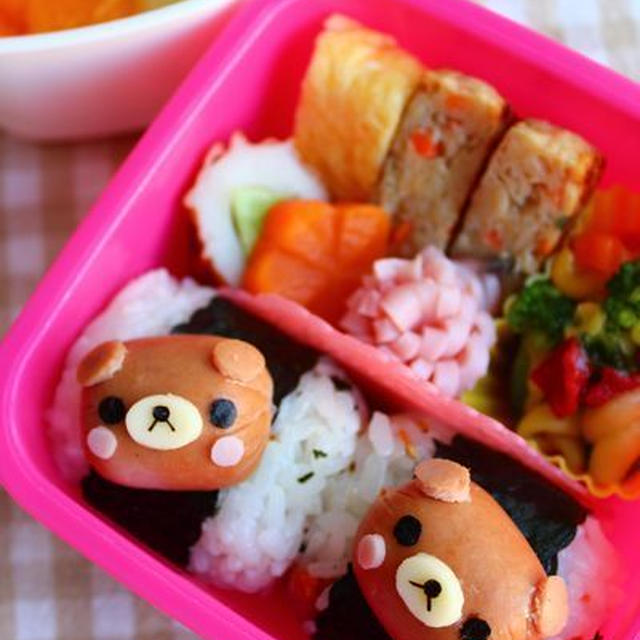 キャラ弁**コロコロウインナーdeくまさ～ん