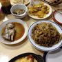 野菜たっぷり焼きそば・ホッケの開き・チーズトマト