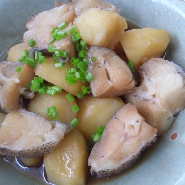 からすガレイとジャガイモの煮物