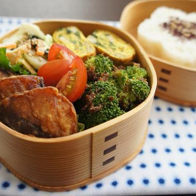 お弁当×ぶりの竜田揚げ