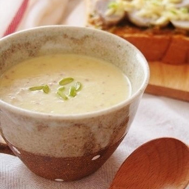 白葱とさつま芋のポタージュ＆にんにくねぎ生姜味噌の里芋トースト