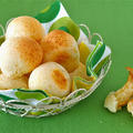 How to Make NO EGG Japanese-Style Pão de Queijo (Mochi Cheese Balls Recipe) - Video Recipe by ochikeronさん