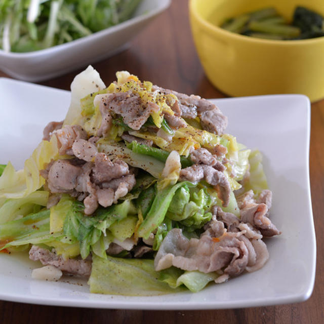 豚キャベツ炒めと豚汁のごはんの日。（豚かぶり・作り置きに豚汁最適）