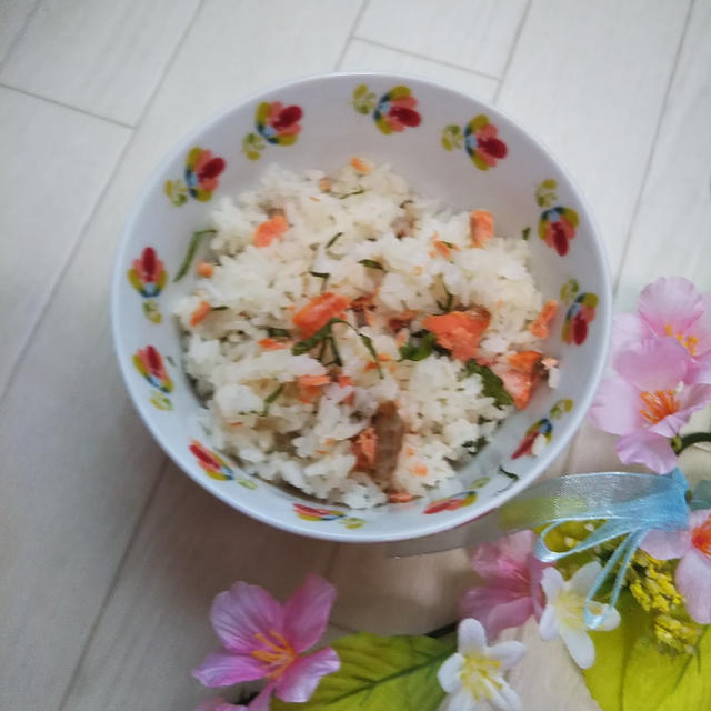 お料理レシピその①★お弁当のおかずハート①塩鮭とシソの混ぜご飯★