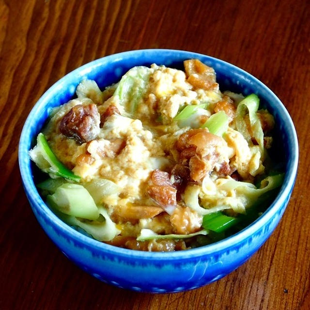 《めしうまナイト》やきとり缶でつくれちゃうカンタン親子丼