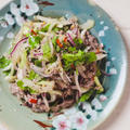 ベトナム料理サラダレシピ。牛肉とセロリのぶっ飛ぶ辛味サラダ