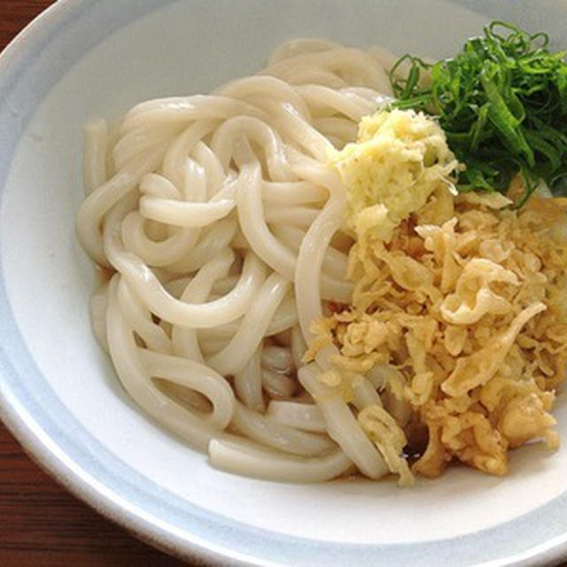 今朝の「温ぶっかけうどん」は久しぶり？