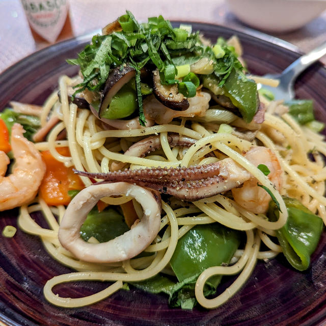 イカと海老の和風パスタ