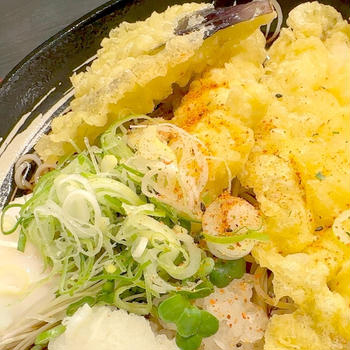 立ち蕎麦行脚「ゆで太郎宮益坂店の冷しとり天おろし」