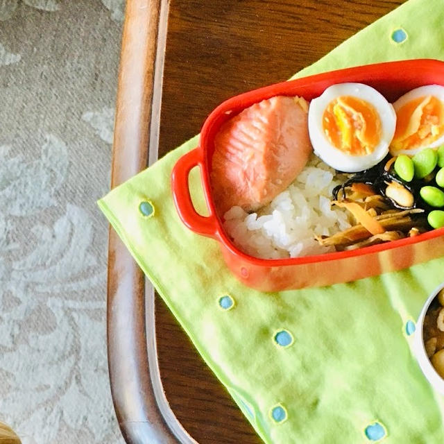 小さなお弁当