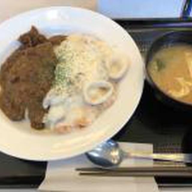 松屋　海鮮ごろごろシーフードクリームキーマカレー
