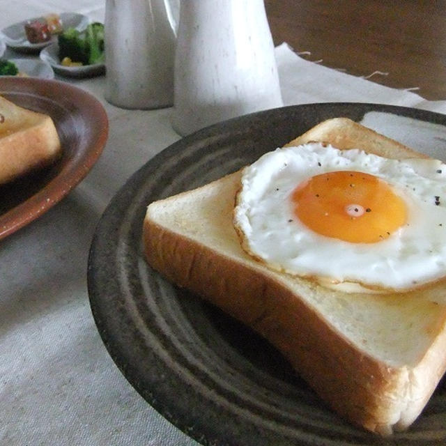 Cafeシンプルライフ・ラピュタのパンセット