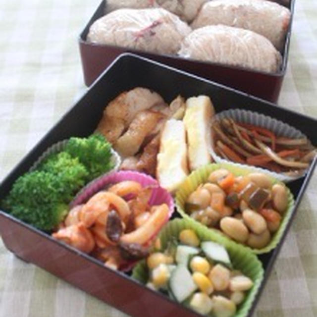 お花見弁当を持って♪