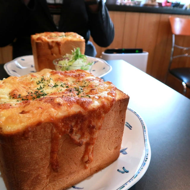 箱根の人気パンを使ったお店♡ぱんのみみ