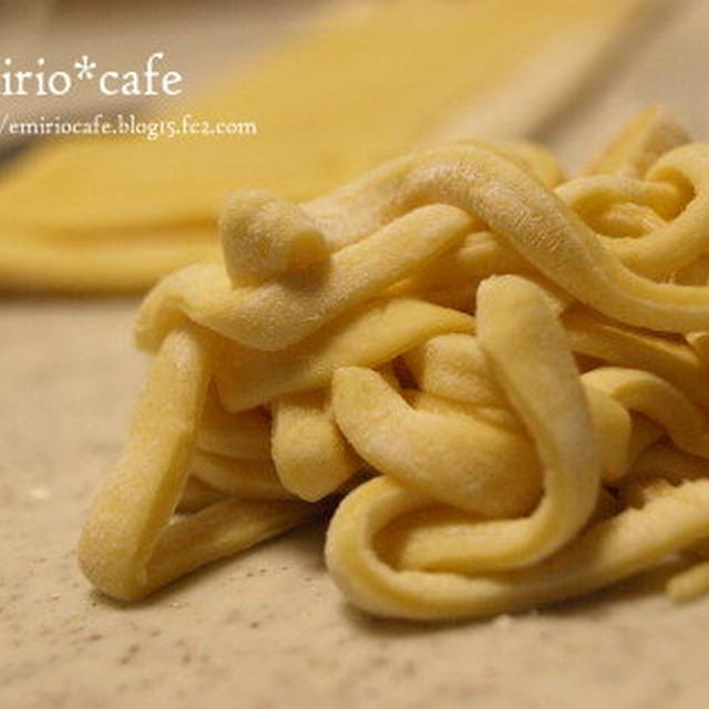リベンジ生パスタ　ベーコンとエリンギのクリームソース