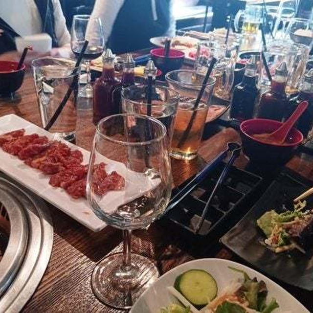 女性７人牛角で乾杯 ～ 朝出かける前の夕ごはん支度