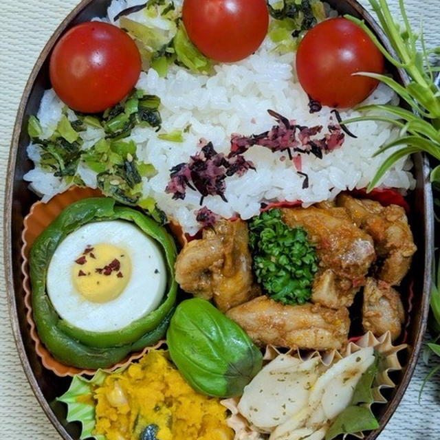 おかずより存在感あるミニトマト～夫のお弁当33