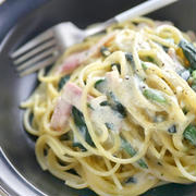 フライパンひとつで！ベーコンとほうれん草のクリームパスタ