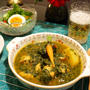 見た目はギョッのほうれん草カレー