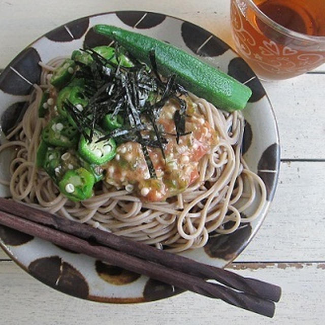 冷たいお蕎麦も食べおさめ♪