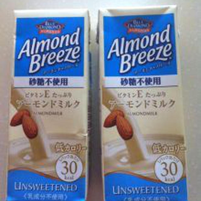アーモンドミルク