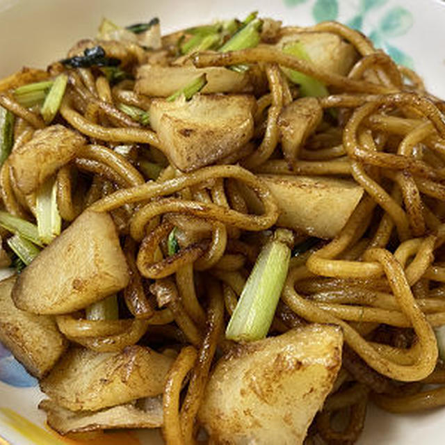 じゃが芋入り焼きそば＆ブラシの木♪