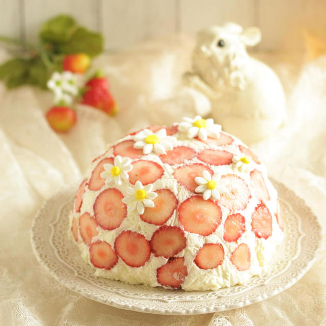 * 苺のフロマージュ・ドームケーキ♪