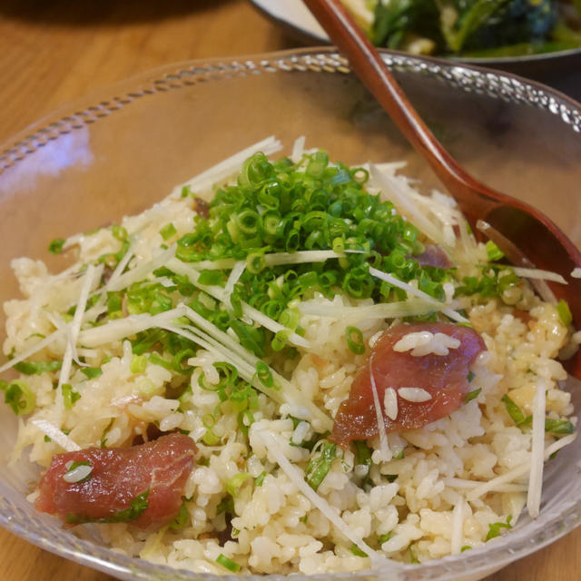安売りマグロがご馳走に！簡単づけマグロの手ごね寿司