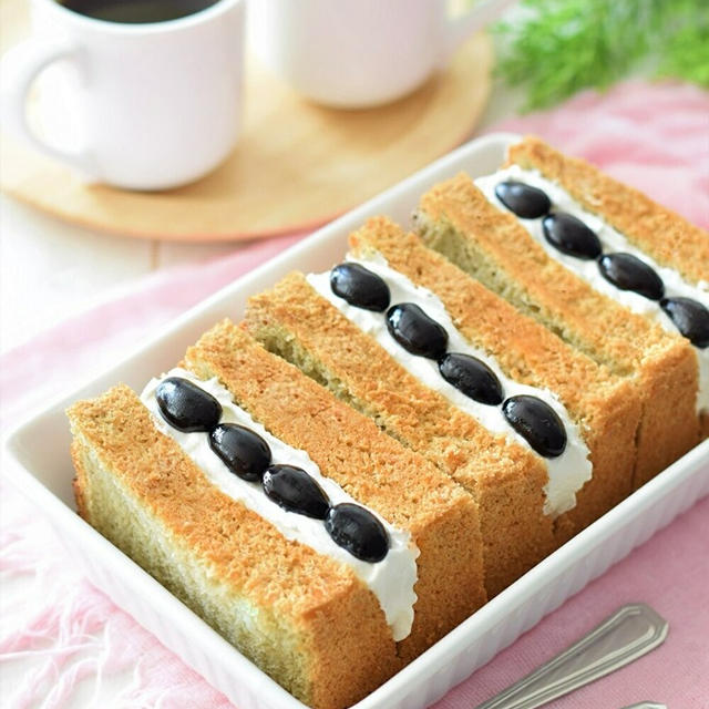 【和風おもてなし】黒豆の煮汁で作るシフォンケーキサンド♡豊田家のお正月の定番スイーツ♪