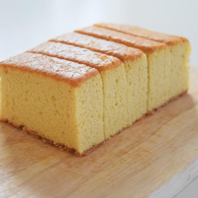 シンプルカステラ♪繰り返し使えるオーブンシートで作ったら？