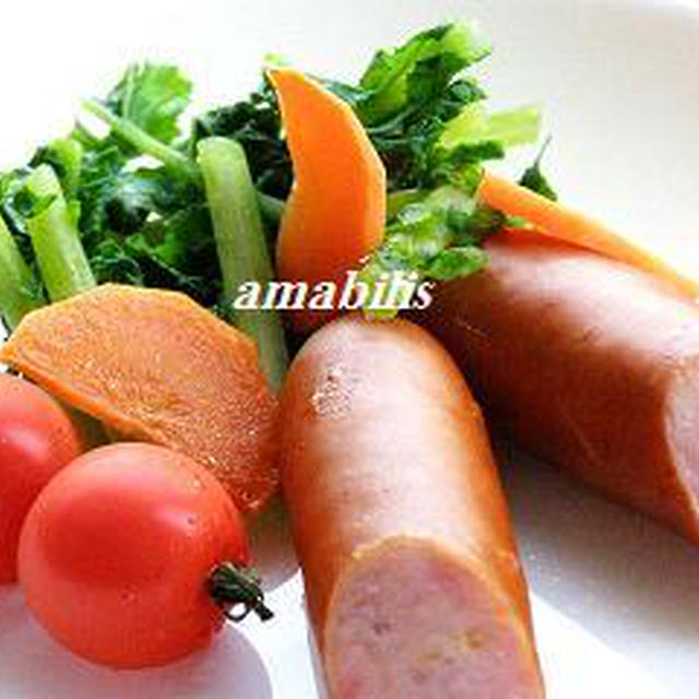フランクフルトと野菜のセット